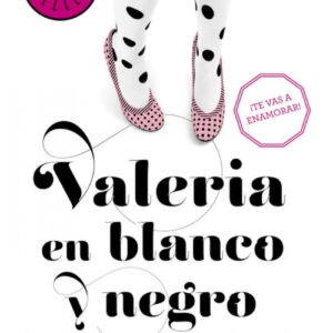 Valeria en blanco y negro